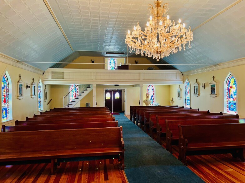 More Photos Of 20 St Clair St, Middleport Religious Facility For Sale