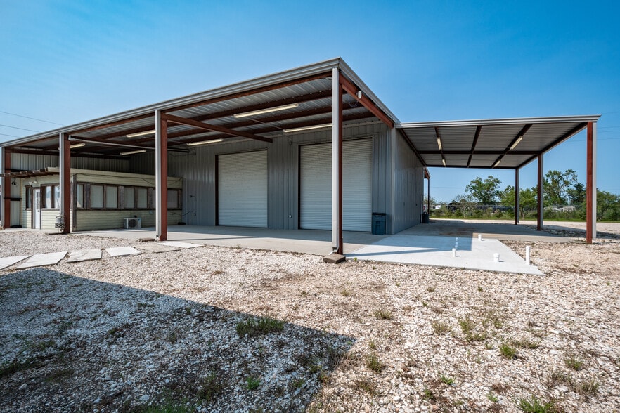 More Photos Of 21224 FM 2100 Rd, Crosby Warehouse For Sale