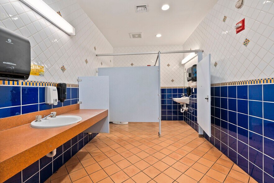 More Photos Of 1110 SW Martin Downs Blvd, Palm City Schools For Sale