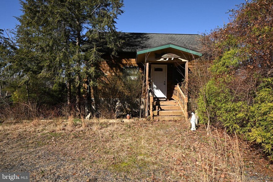 More Photos Of 383 Ben Franklin Hwy W, Douglassville Warehouse For Sale