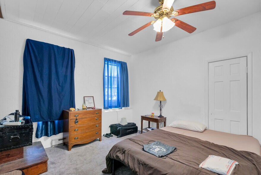 More Photos Of 424 E Broad St, Tamaqua Apartments For Sale