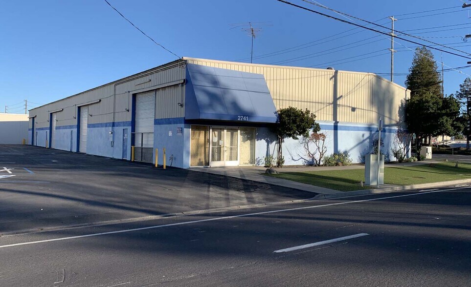 More Photos Of 2735-2741 Scott Blvd, Santa Clara Service For Lease