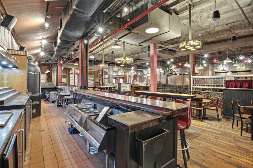 More Photos Of 301 Franklin St, Buffalo Restaurant For Sale