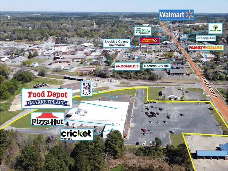 More Photos Of 140 W Dykes St, Cochran Supermarket For Lease