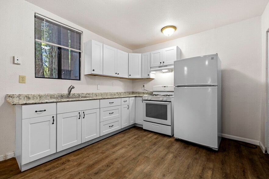 More Photos Of , Willits Unknown For Sale