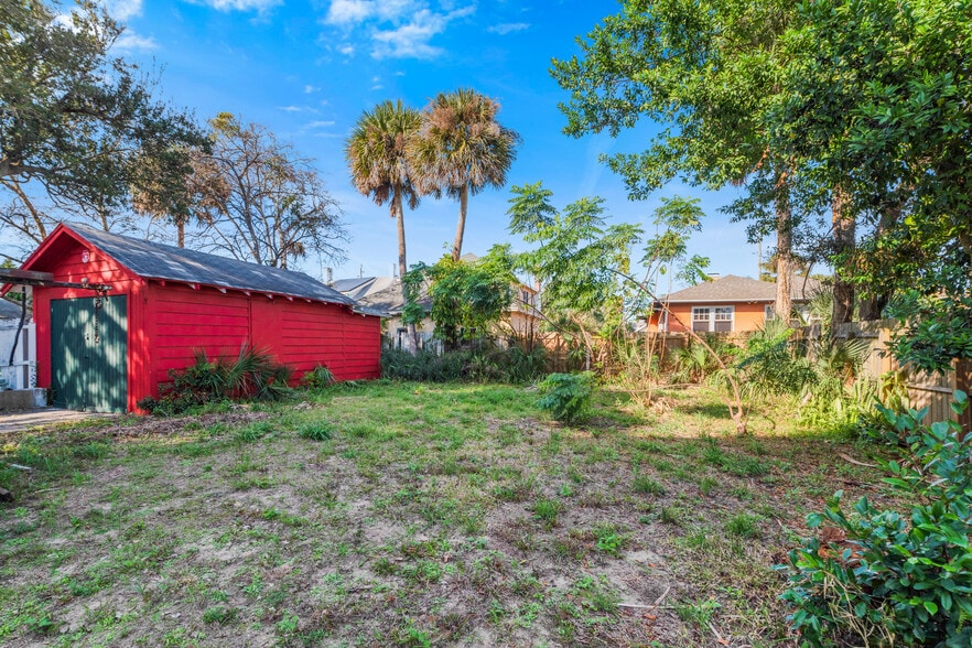More Photos Of 415 Braddock Ave, Daytona Beach Multifamily For Sale