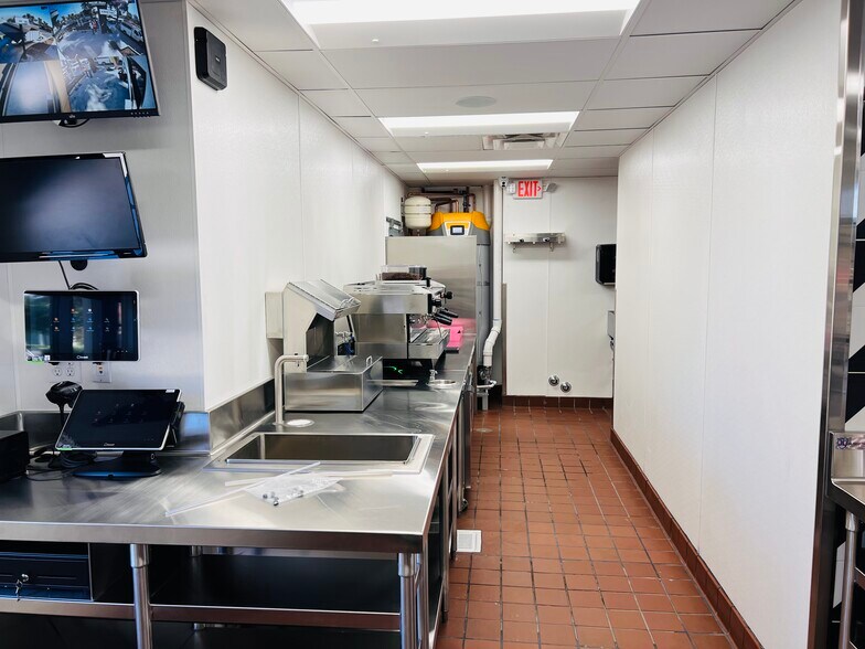 More Photos Of 1317 E Foothill Blvd, Upland Restaurant For Sale