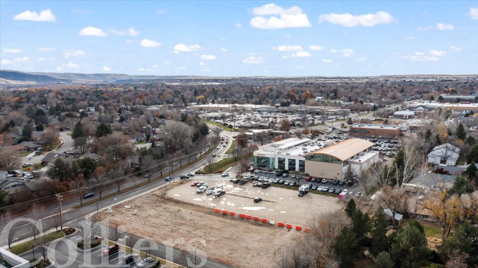 More Photos Of 793 E Parkcenter Blvd, Boise Land For Sale