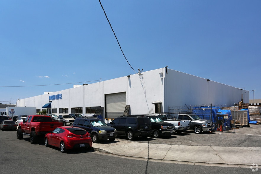 Primary Photo Of 11461 Hart St, North Hollywood Warehouse For Lease