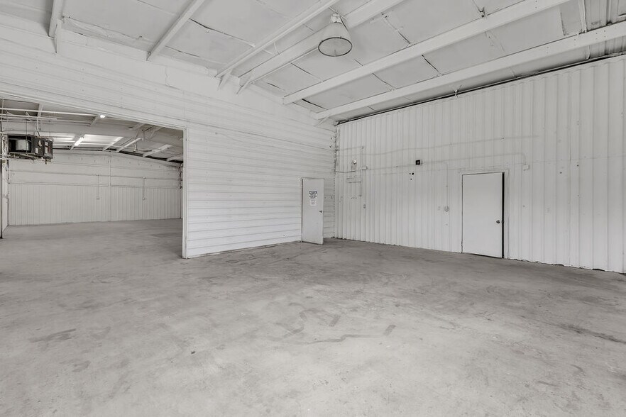 More Photos Of 1600 Park Lane Dr, Trenton Industrial For Sale
