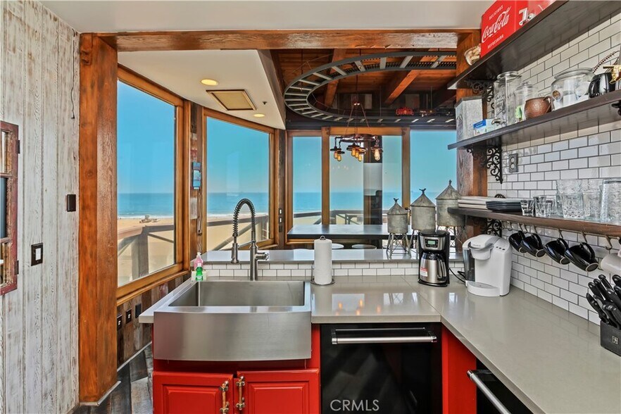 More Photos Of 1 Anderson St, Seal Beach Specialty For Sale