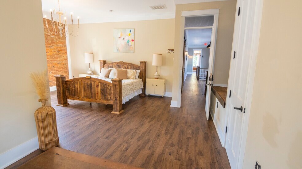 More Photos Of 20 Spring Rd, Molena Storefront For Sale