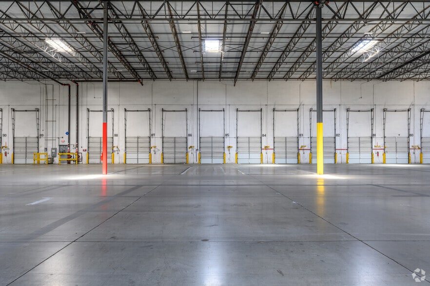 More Photos Of 4300 S Fulton Pky, Atlanta Warehouse For Lease