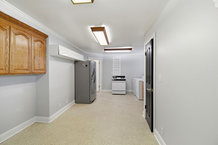 More Photos Of 931 Chestnut St, Alameda Multifamily For Sale