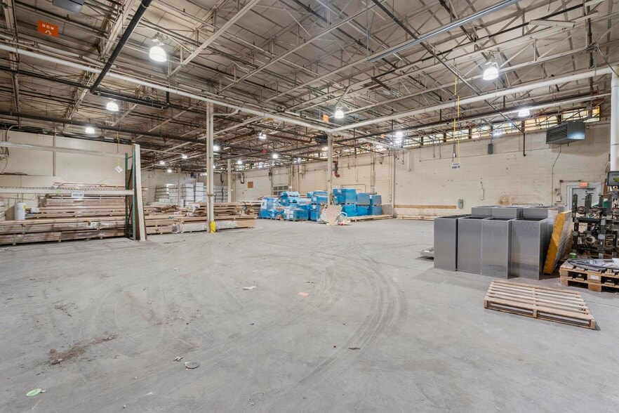 More Photos Of 80 Wampus Ln, Milford Warehouse For Lease