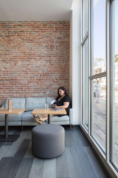 More Photos Of 309 Pine Ave, Long Beach Coworking Space