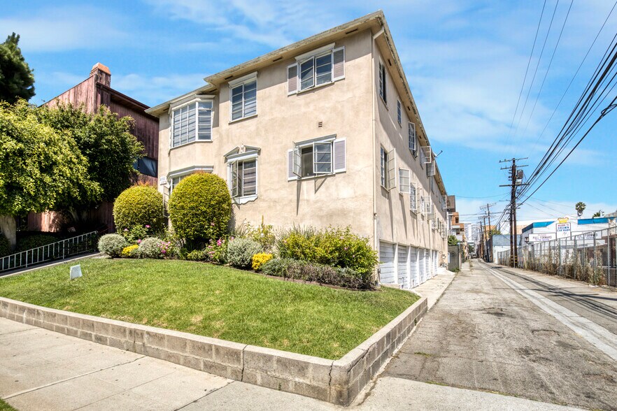 More Photos Of 2372-2374 S Beverly Glen Blvd, Los Angeles Apartments For Sale