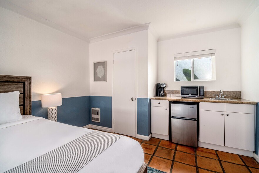 More Photos Of 785 Seacoast Dr, Imperial Beach Hotel For Sale