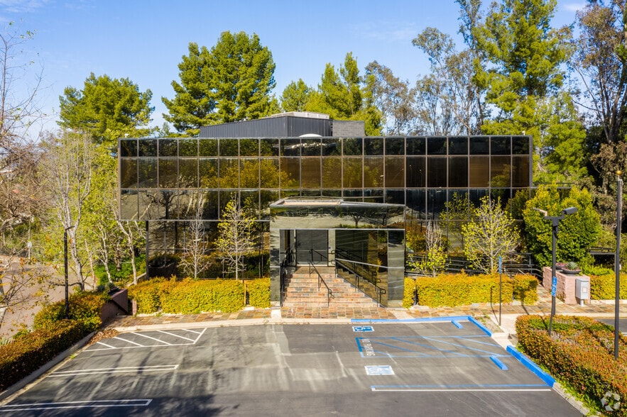 More Photos Of 23212 Mill Creek Dr, Laguna Hills Office For Sale