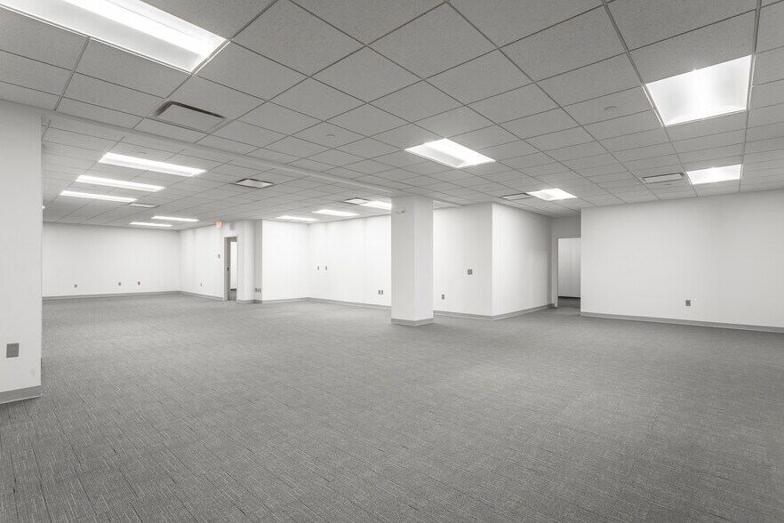 More Photos Of 811 Broad St, Chattanooga Medical For Lease