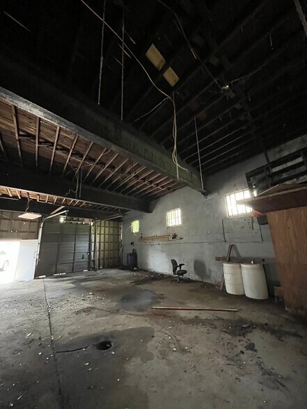More Photos Of 5412 Buffalo, Jacksonville Industrial For Lease