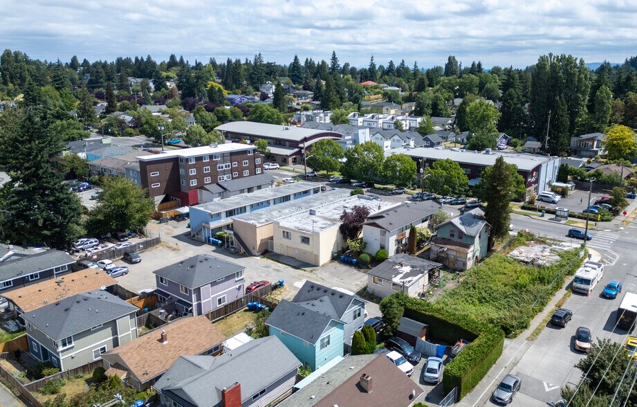 More Photos Of 9037 16th Ave SW, Seattle Apartments For Sale