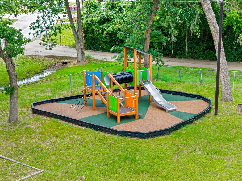 More Photos Of 12811 Cypress North Houston Rd, Cypress Daycare Center For Sale