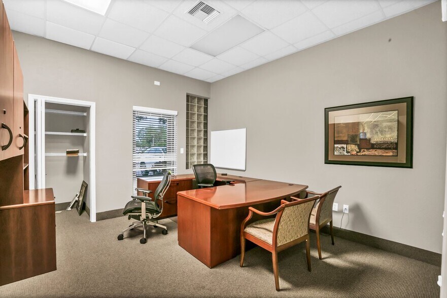 More Photos Of 4500 140th Ave N, Clearwater Unknown For Lease