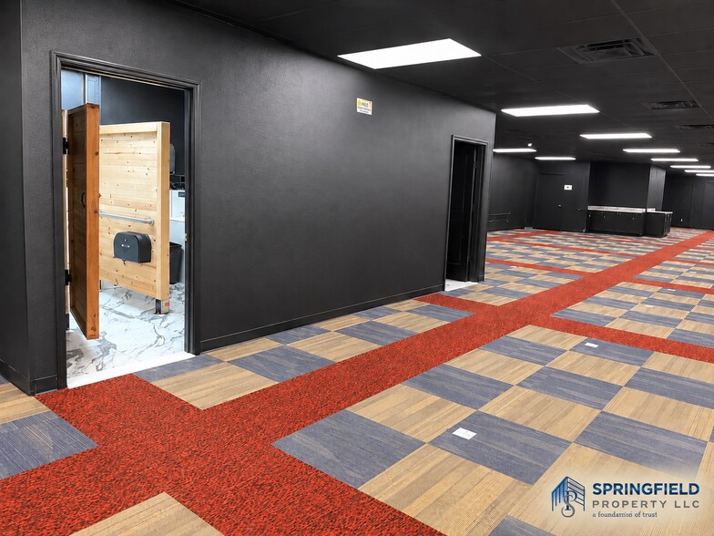 More Photos Of 838-840 S Glenstone Ave, Springfield Office For Lease