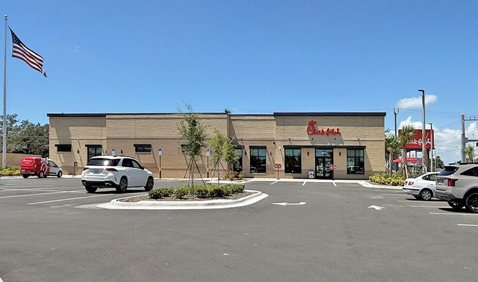 More Photos Of 6022 W 14th St, Bradenton Unknown For Sale