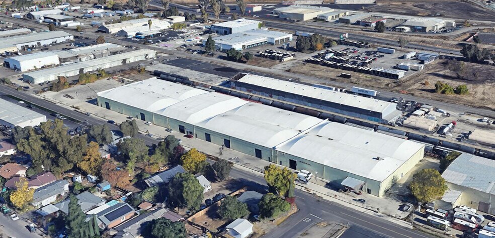 More Photos Of 1525-1580 Report Ave, Stockton Warehouse For Lease