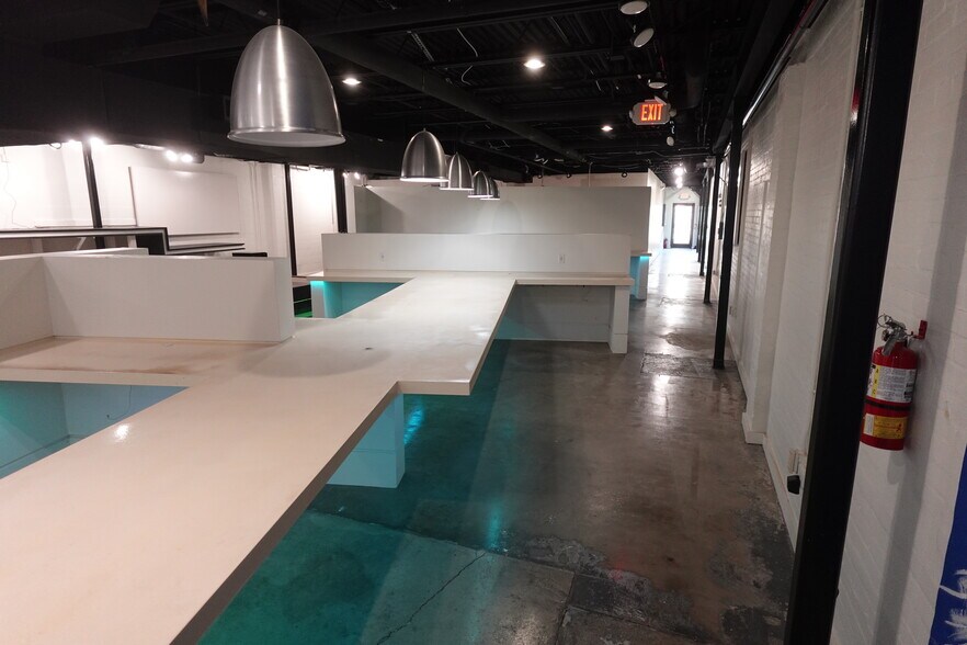 More Photos Of 110 S 12th St, Tampa Office For Lease