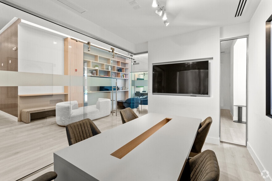 More Photos Of 8175 NW 107th Ave, Doral Apartments For Lease