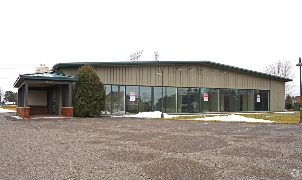 More Photos Of 13435 N 60th St N, Oak Park Heights Freestanding For Sale