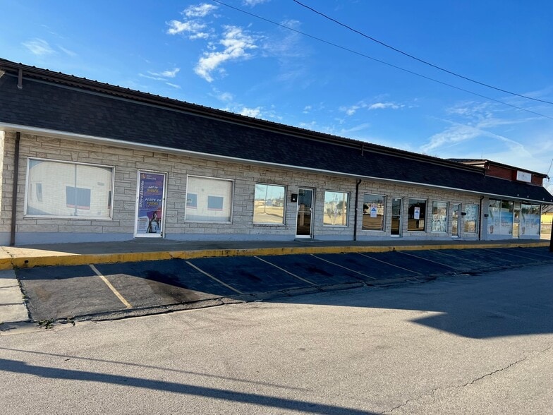 More Photos Of 121 N Gray St, Killeen Freestanding For Lease