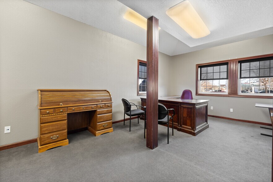 More Photos Of 601 West Blvd, Rapid City Office For Lease