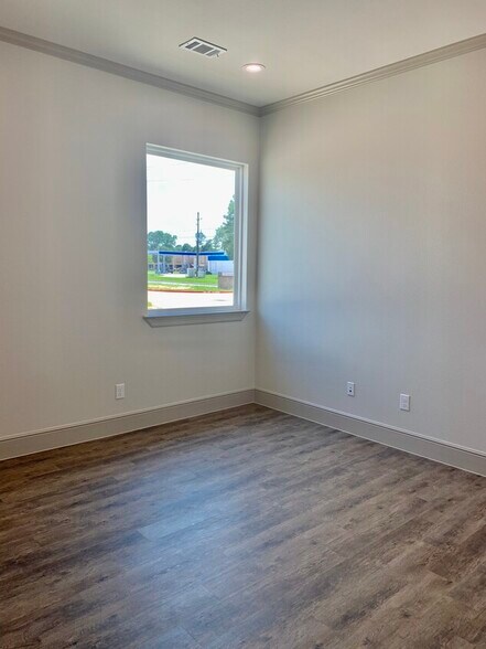 More Photos Of 18930 Kuykendahl Rd, Spring Medical For Lease