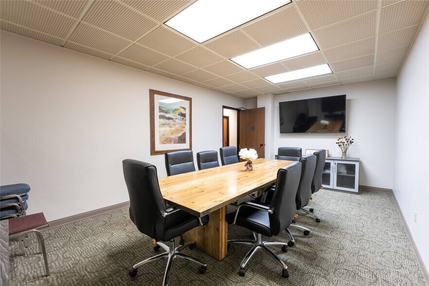 More Photos Of 100 2nd St E, Whitefish Office Residential For Lease