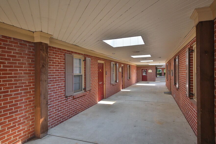 More Photos Of 301 S Main St, Doylestown Medical For Sale