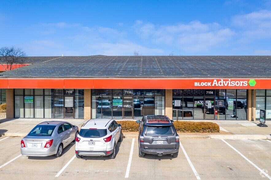More Photos Of 7100 W College Blvd, Overland Park Storefront Retail Office For Lease