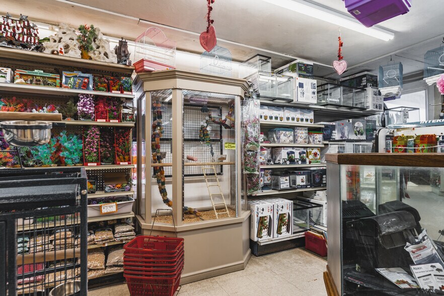 More Photos Of 2006 Camden Ave, Parkersburg Storefront Retail Residential For Sale