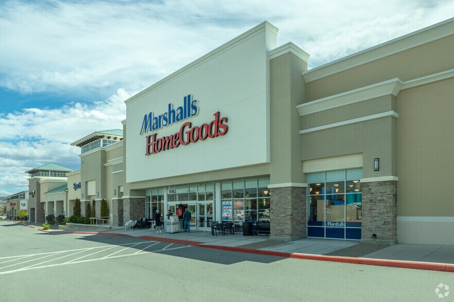 More Photos Of 125-175 Disc Dr, Sparks Unknown For Lease