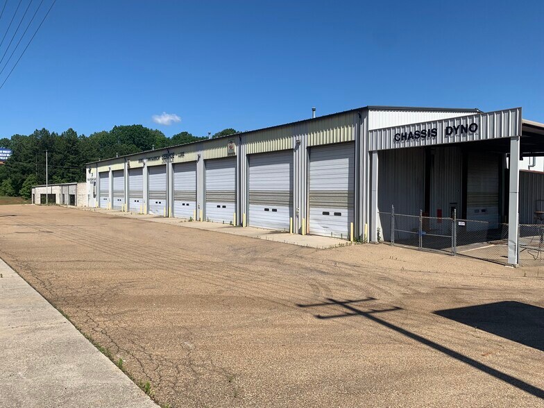 More Photos Of 4935 Whitehurst Dr, Longview Industrial For Sale