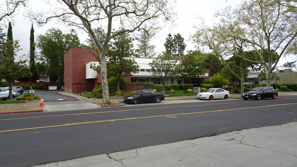 More Photos Of 449 N Santa Cruz Ave, Los Gatos Loft Creative Space For Sale