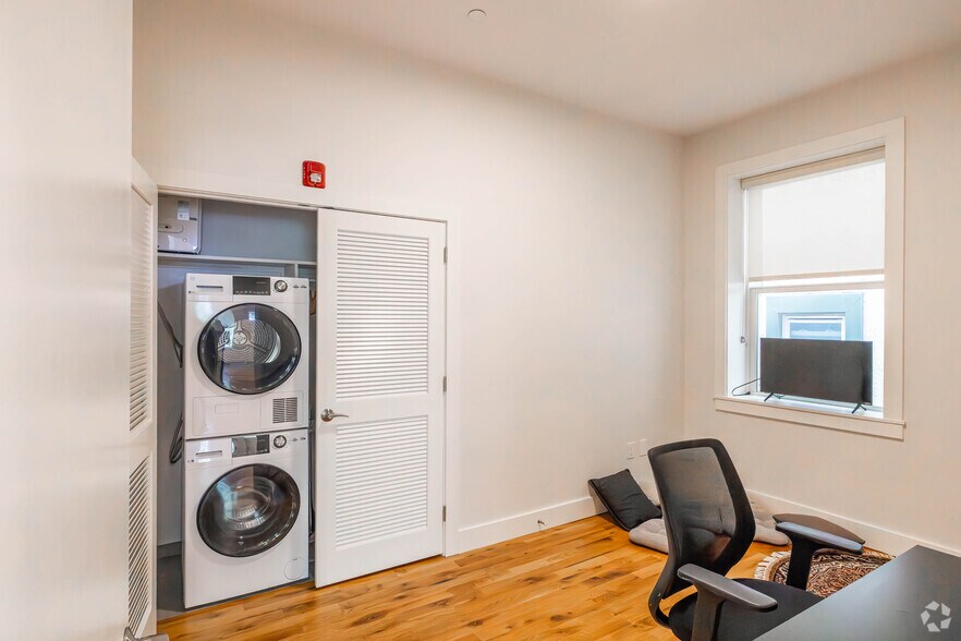 More Photos Of 30 Maclean St, Princeton Apartments For Sale