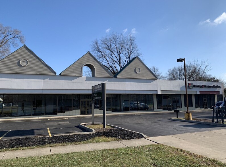 More Photos Of 1455-1465 S Reynolds Rd, Toledo Storefront Retail Office For Lease