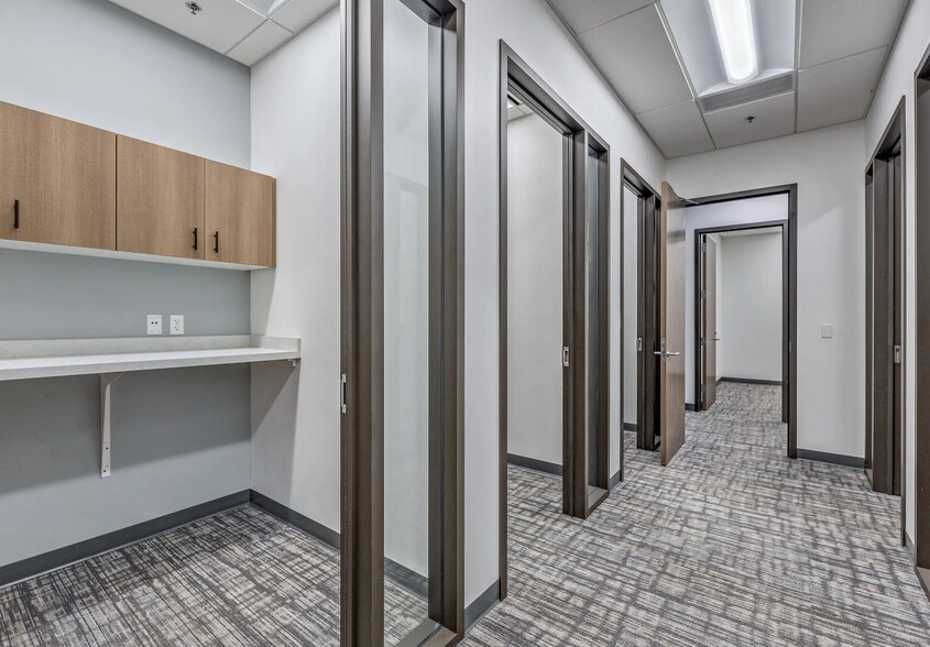 More Photos Of 2929 W Navigator Dr, Meridian Office For Lease
