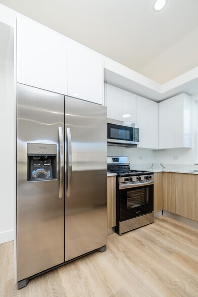 More Photos Of 1245 S Fairfield Ave, Chicago Apartments For Sale