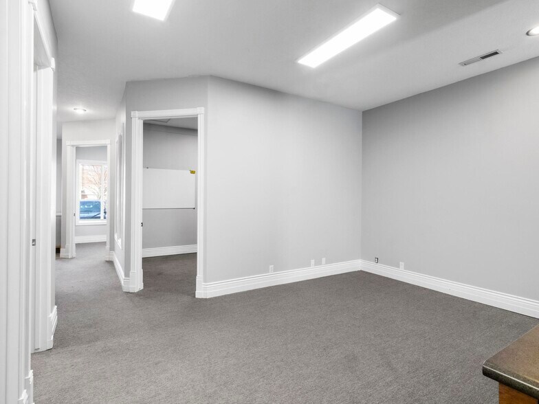 More Photos Of 11576 S State St, Draper Medical For Lease