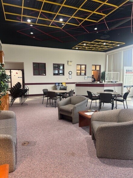 More Photos Of 10785 Bennett Rd, Dunkirk Schools For Sale